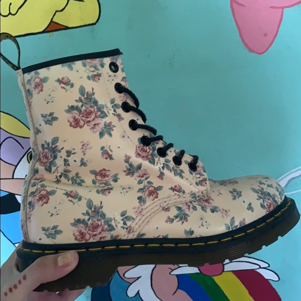 Dr. Martens flower boots